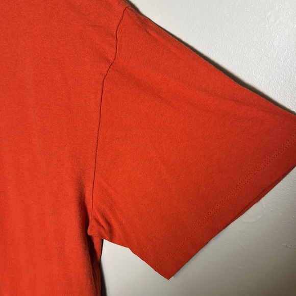 QUEEN Band Official Merchandise Tee Shirt Adult Size Medium Orange Graphic Rock - Picture 8 of 9